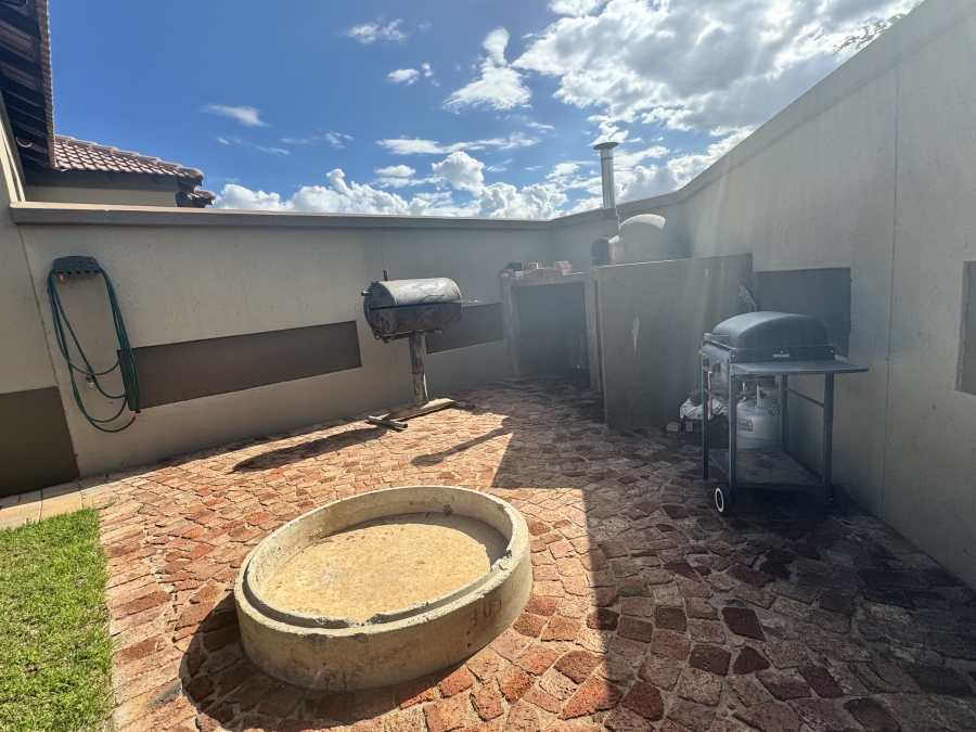 3 Bedroom Property for Sale in Wilkoppies North West